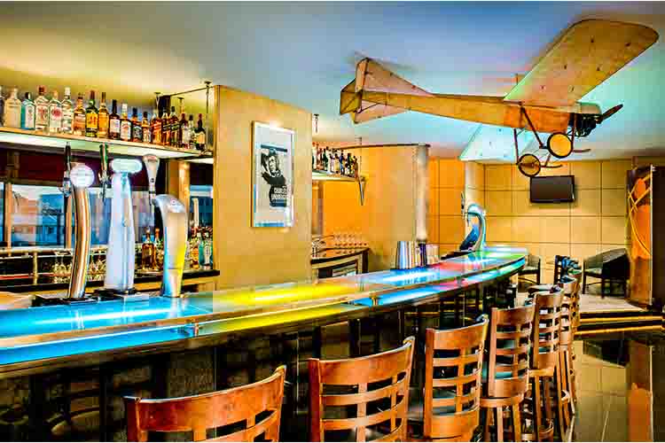 Lindbergh’s Restaurant & Lounge Deira