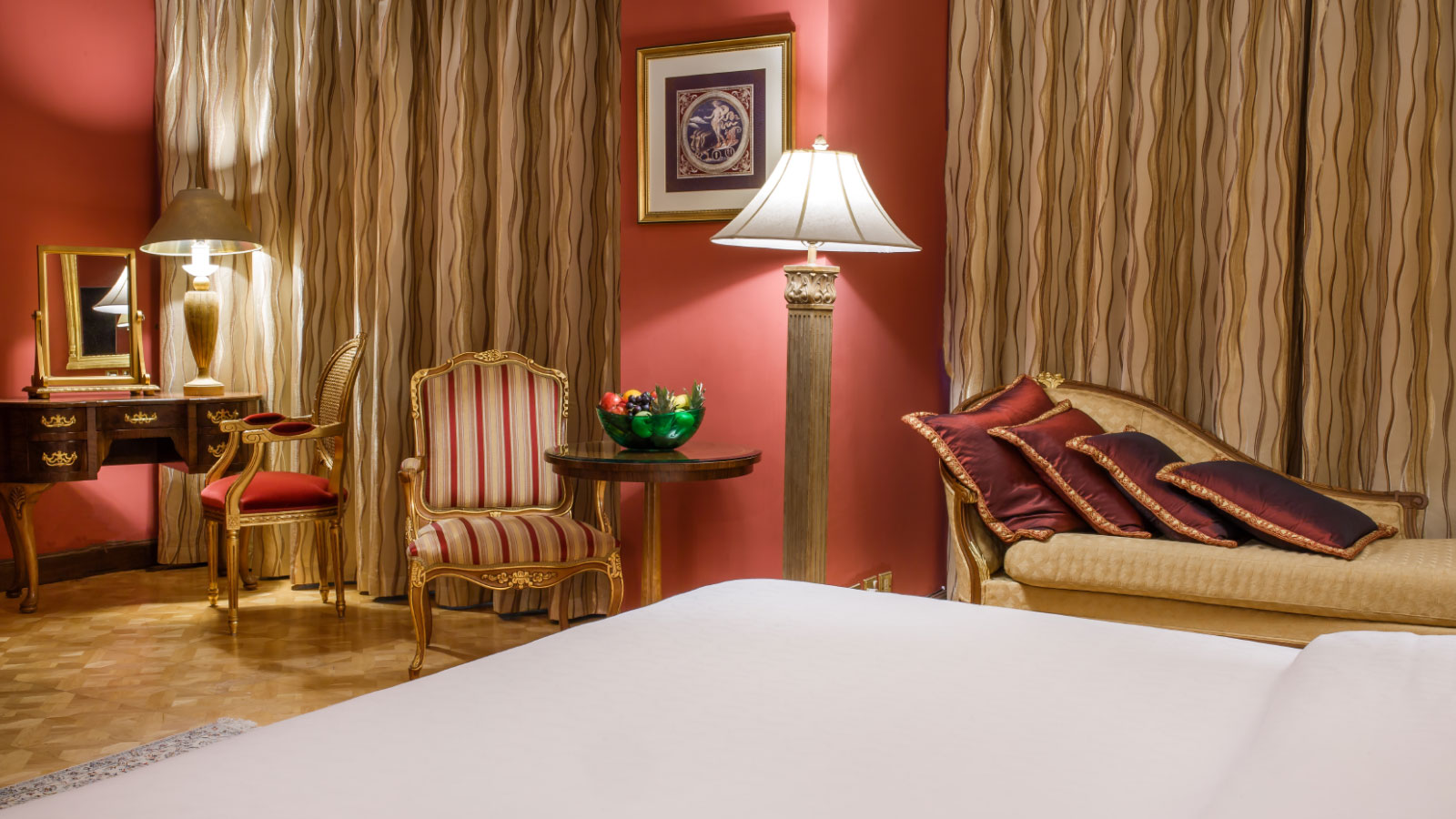 Royal Suites